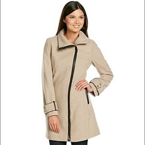 Wool fashion forward coat