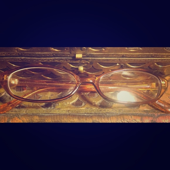 Non-prescription eyeglasses.