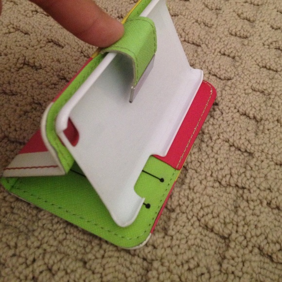 iPod 4 Generation Case - Picture 4 of 4