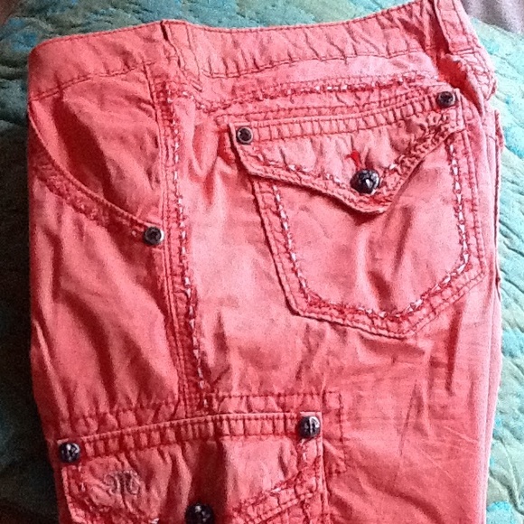 Miss Me cargo shorts 29