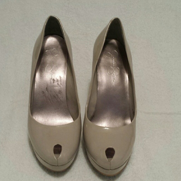 Nude peep toe pumps 8.5