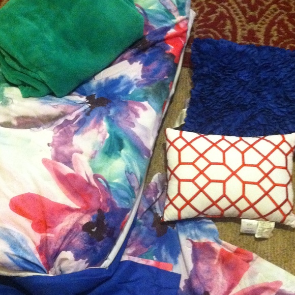 Loft watercolor bedroom comfort set SOLD on eBay!
