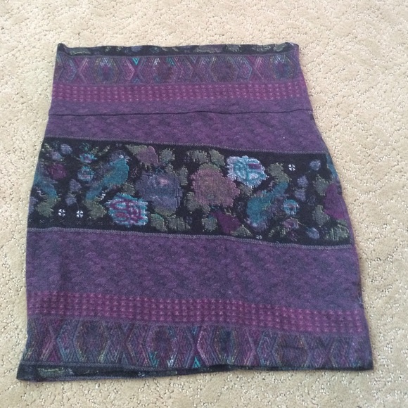Printed Pencil Skirt