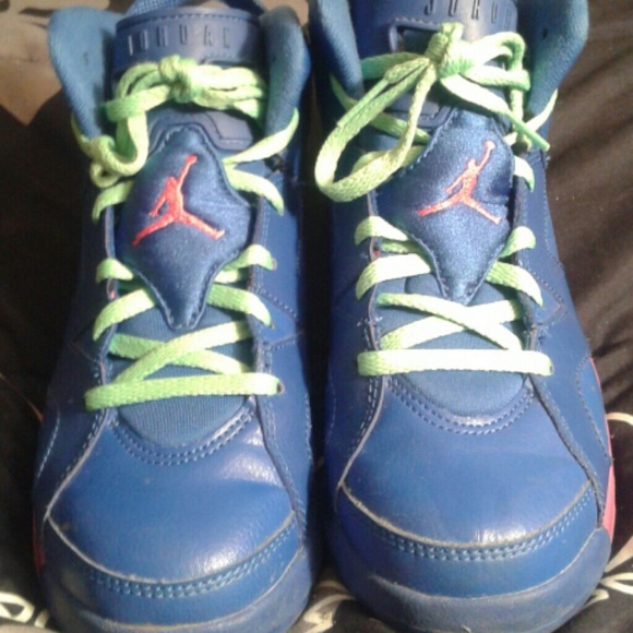 Jordan 6s - Picture 2 of 3