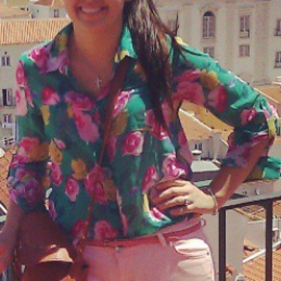 Tops - Floral button-down blouse