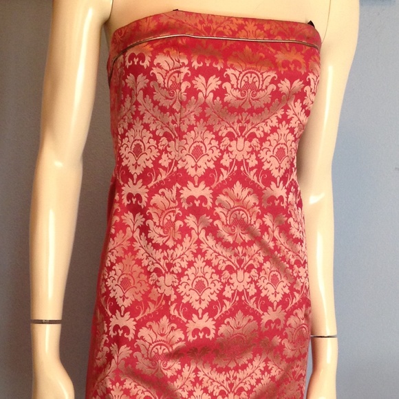 Rose pink and gold paisley brocade strapless dress - Picture 4 of 4