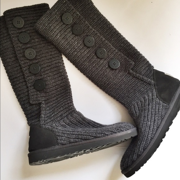 UGG Boots - Ugg Grey Knit boots great condition size 9