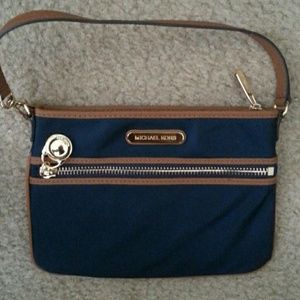 Wristlet