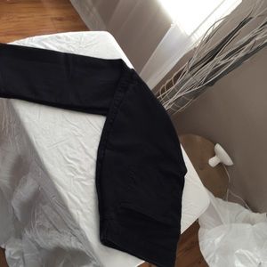 Black skinny jeans