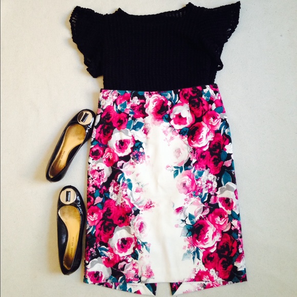 WHBM floral skirt