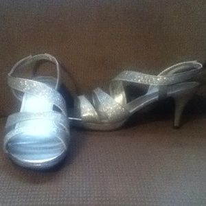 Silver heels size 7.5