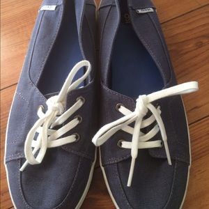 Vans wore once size 9