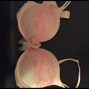 Victoria's Secret dream Angels Lacey bra🌸