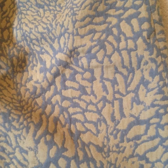 LOFT printed beige and gray skirt - Picture 2 of 4