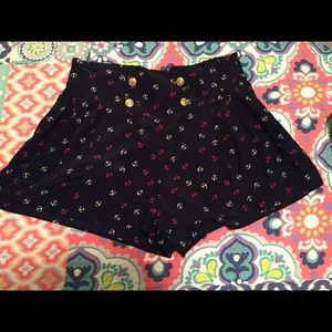 Nautical anchor shorts