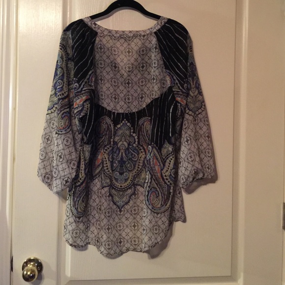 Blouse - Picture 3 of 3