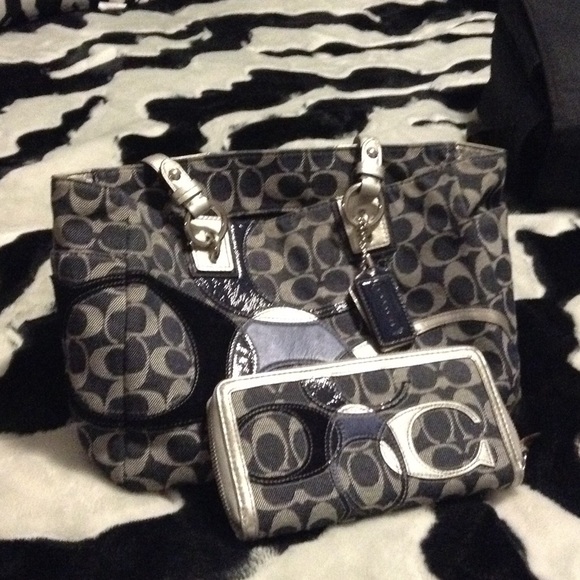 Pretty coach purse