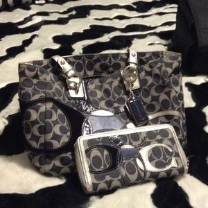 Pretty coach purse