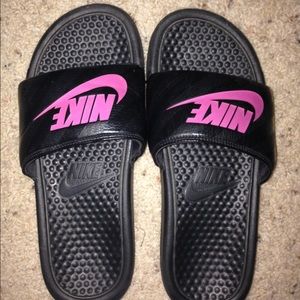 black & pink slides