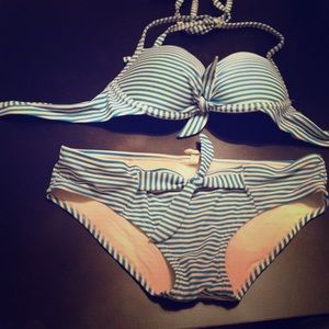aerie swimsuit 32B