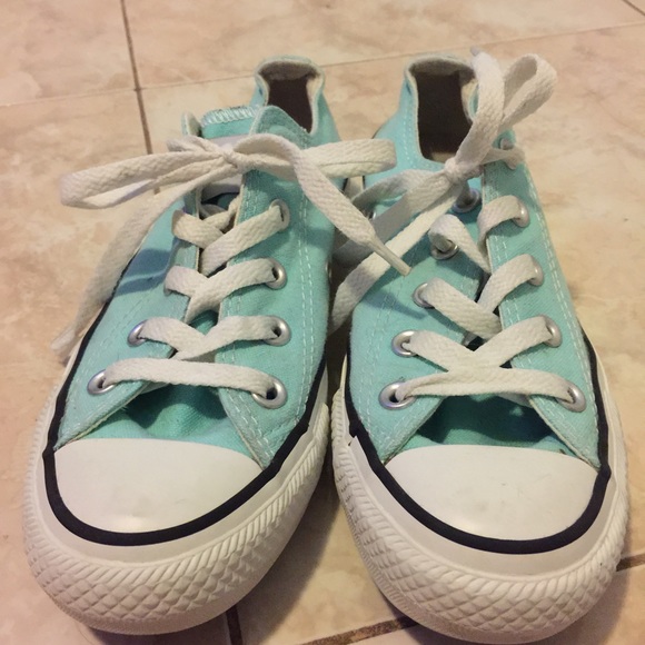 Turquoise converse