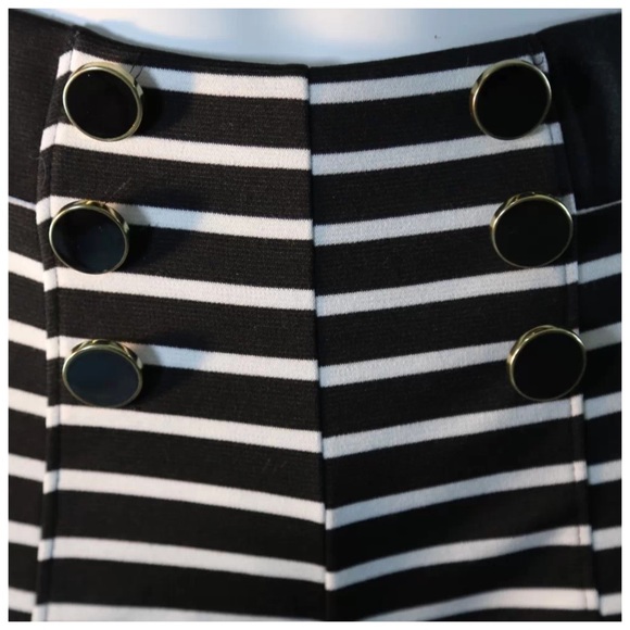 ‼️LAST CALL PRICE FIRM  GONE 5/25  Nautical Shorts - Picture 2 of 4