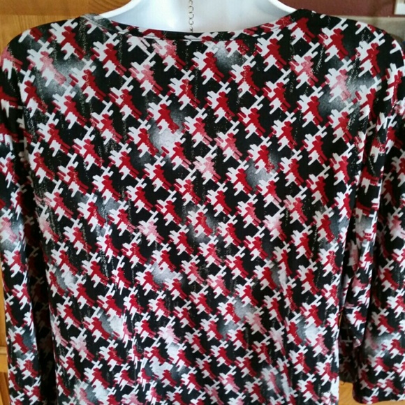 Ladies top - Picture 4 of 4