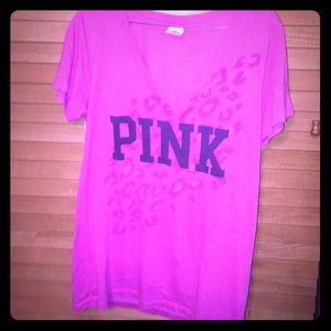 VS Pink leopard printed t-shirt