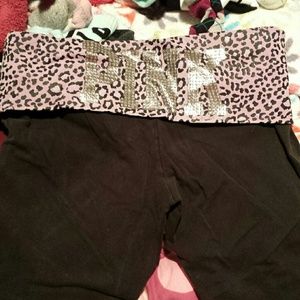 Vs pink yogas