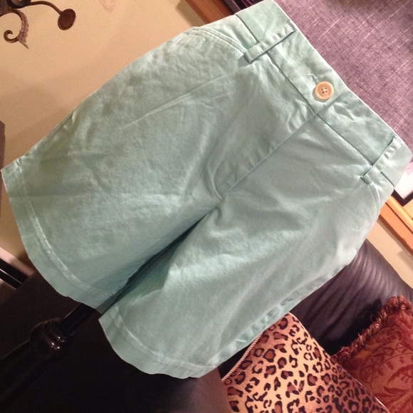 LANDS' END SHORTS