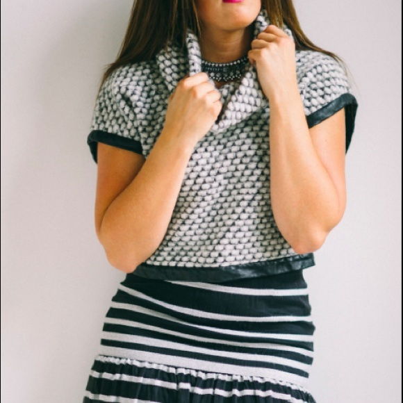 Mai Wang Cropped Woven Wool Leather Trim Top - Picture 2 of 4