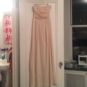 Lulu's strapless nude gown