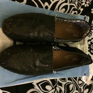 Toms shoes authentic