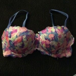 Victoria Secrets PINK bra