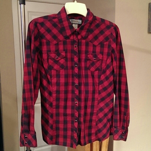 Red and black western top