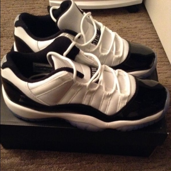 Air JORDANS
