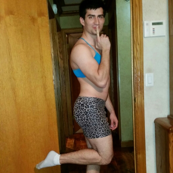 Blue bra and cheetah pencil skirt - Picture 2 of 2