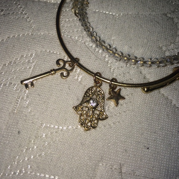 Bracelets - Picture 2 of 3