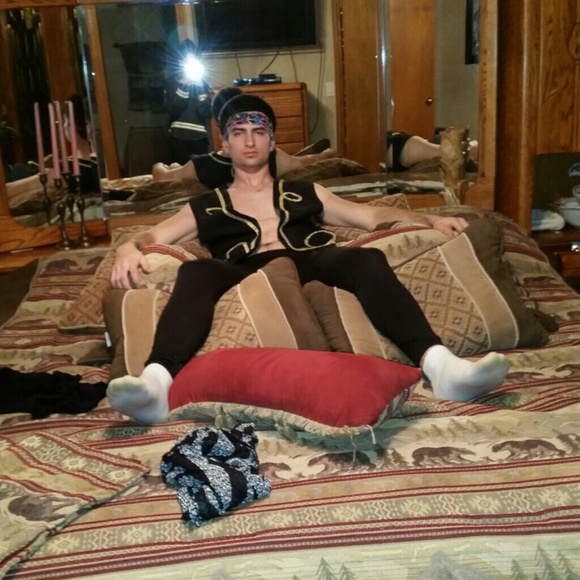 Hippie headband, vest, yoga pants - Picture 3 of 3