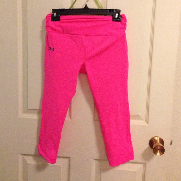 Hot pink Under Armour capris