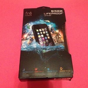 Iphone 6 Black Lifeproof Case.