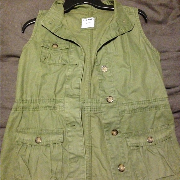 Old Navy army green vest