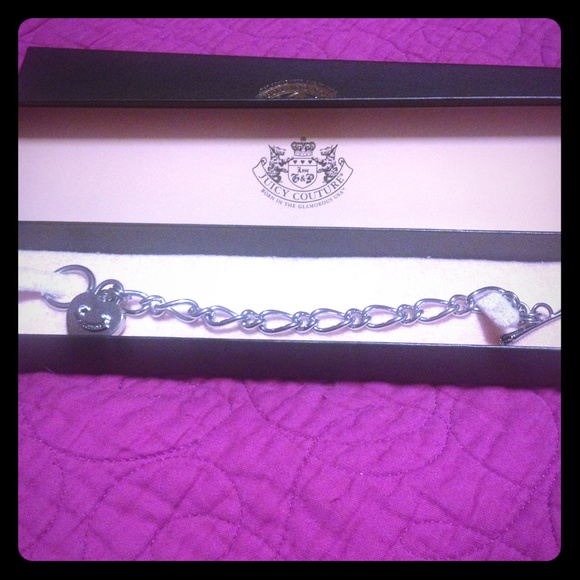 Juicy Couture Accessories - NEW juicy couture heart padlock silver bracelet
