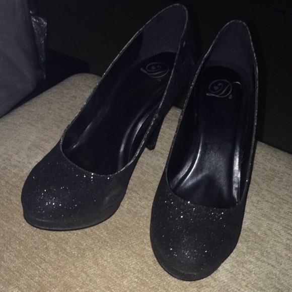 👠pumps👠 - Picture 2 of 2