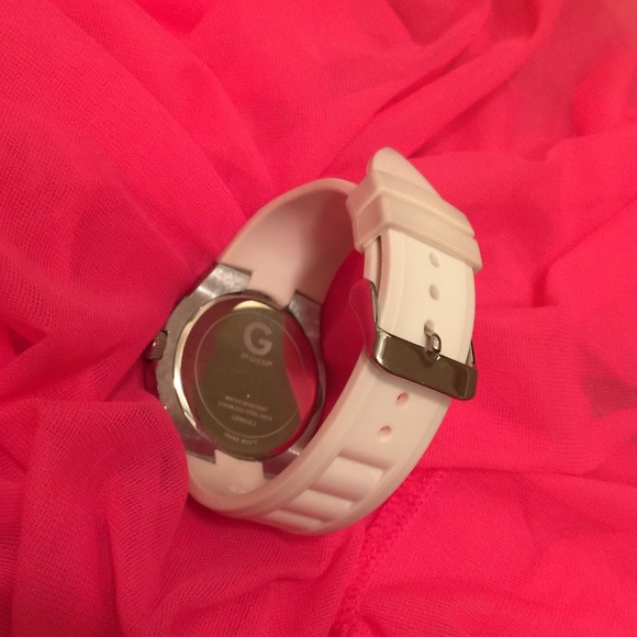 💠Guess💠white watch with rhinestones - Picture 4 of 4