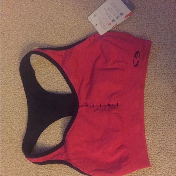 Sports bra