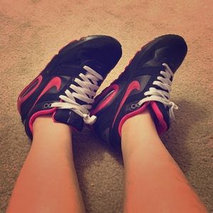 ❤️Nike air max pink x black cute !!❤️