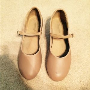Tan tap shoes