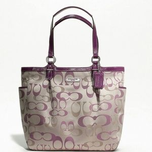 Coach Gallery Optic Signature Tote purple