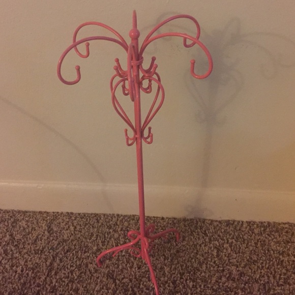 Necklace stand